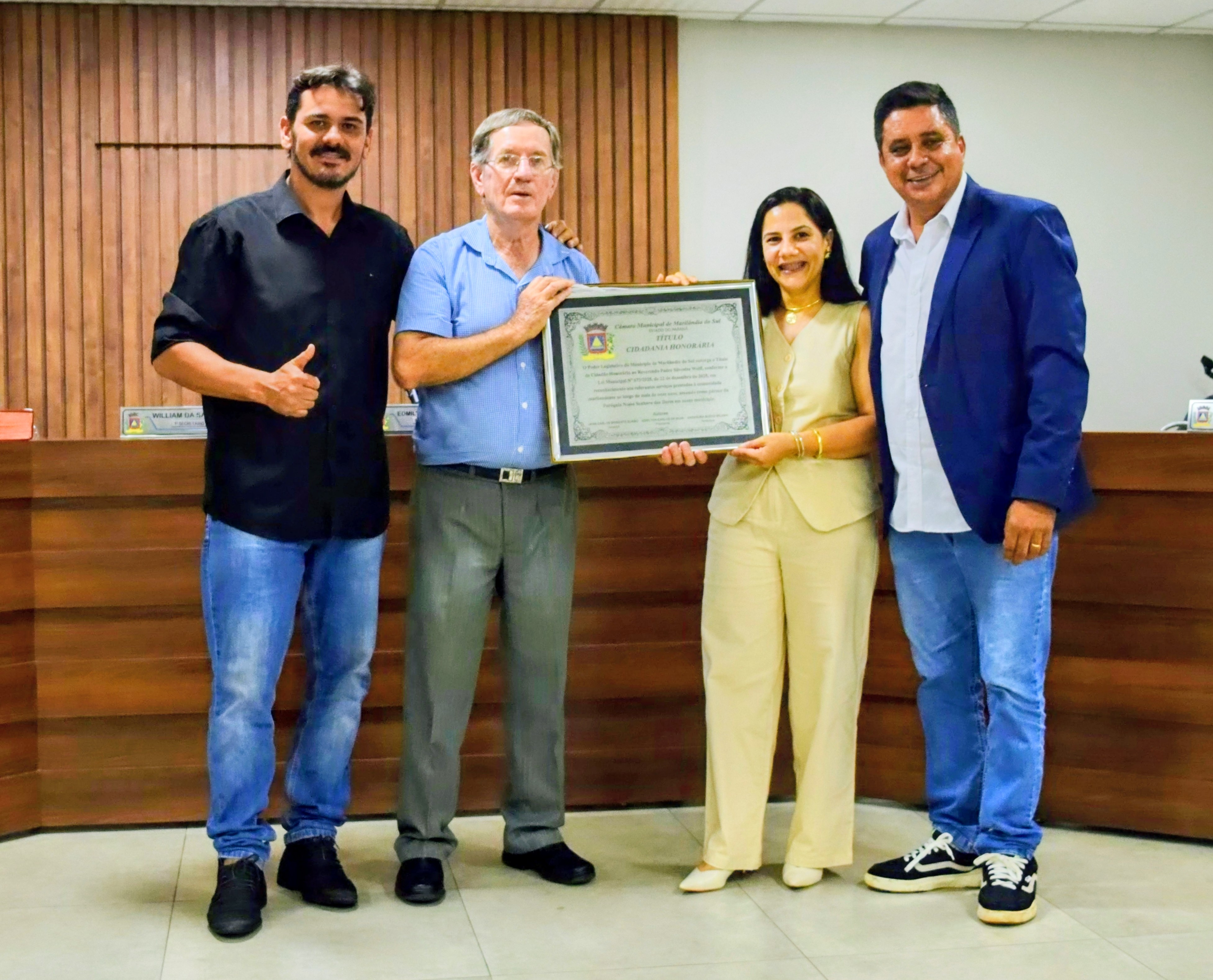 Câmara Municipal de Marilândia do Sul Outorga Título de Cidadão Honorário a Padre Silvestre Wolff